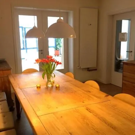 Grosse Zwischen Kassel Und Goettingen Auf Dem Land Apartment